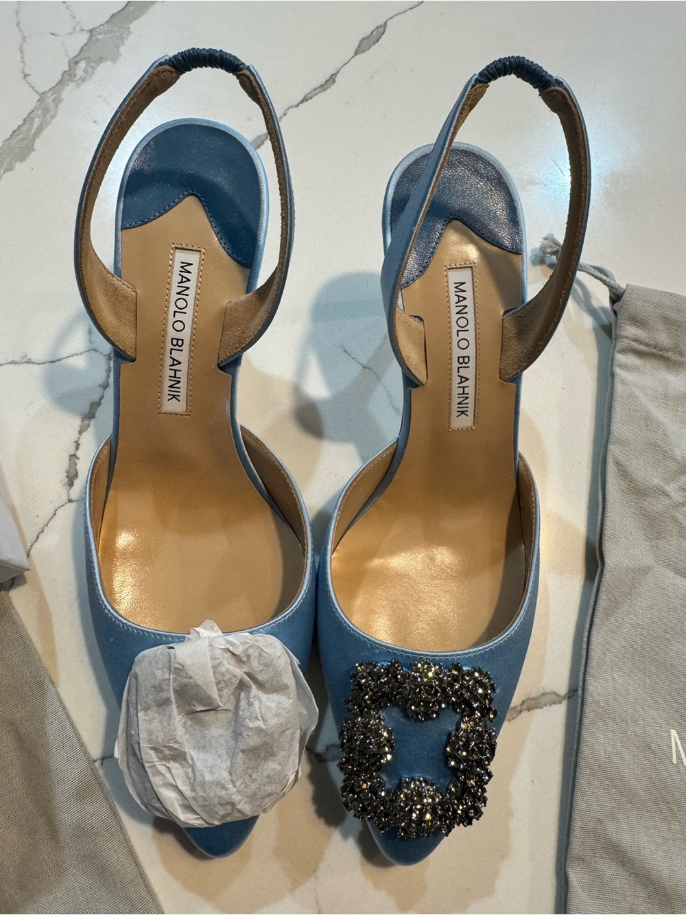 Manolo Blahnik Powder Blue Satin Slingback Pump with Crystal Buckle Hangisi 70 - Picture 6 of 12